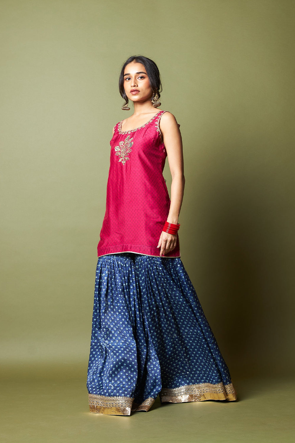 Neel Kiran Embroidered Kurta Set