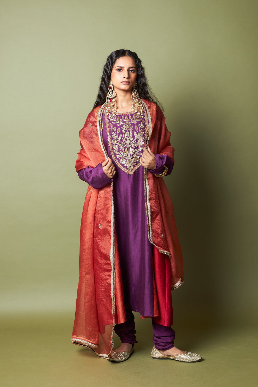 Amira Embroidered Kurta Set