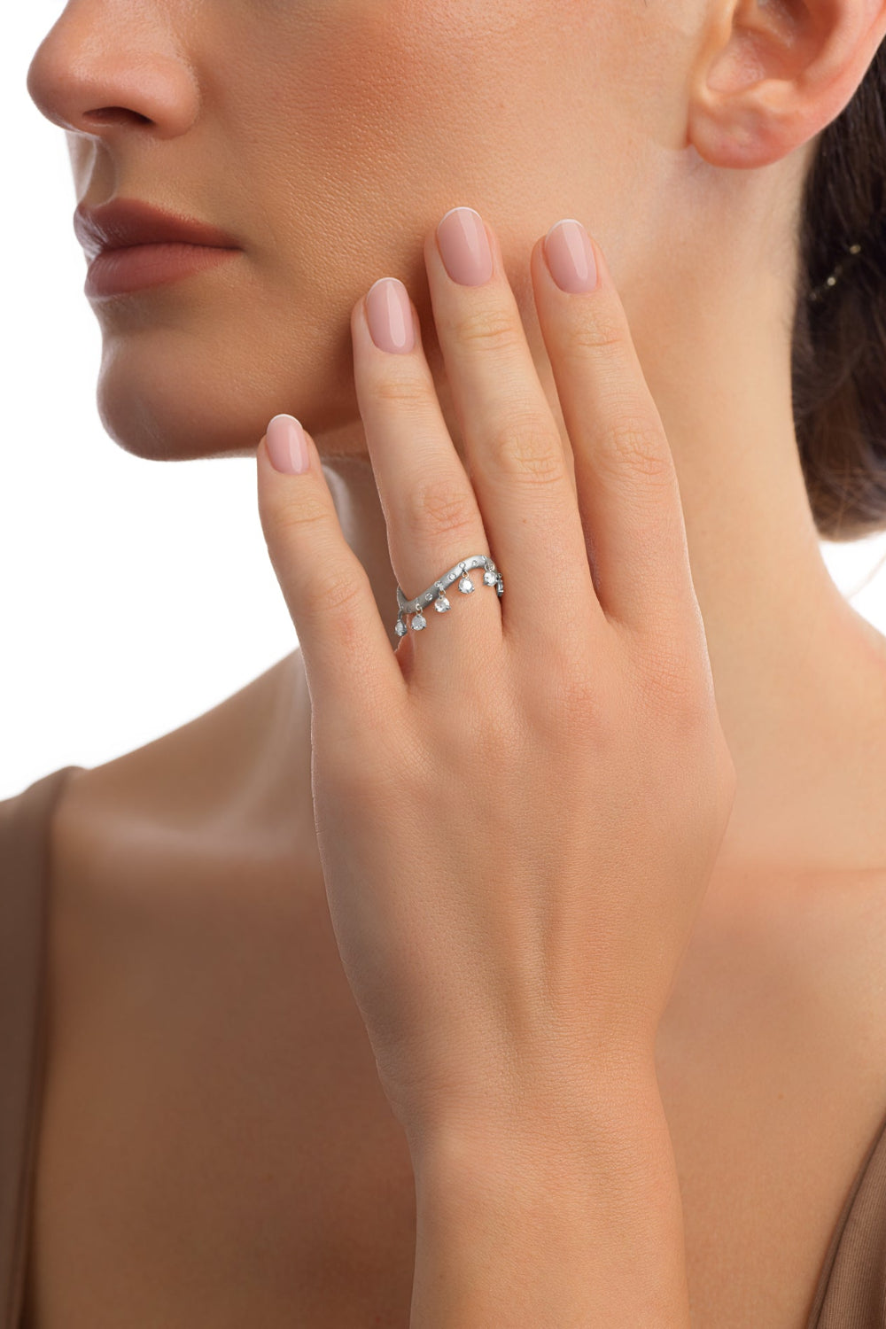 The Swaying Diamond Ring