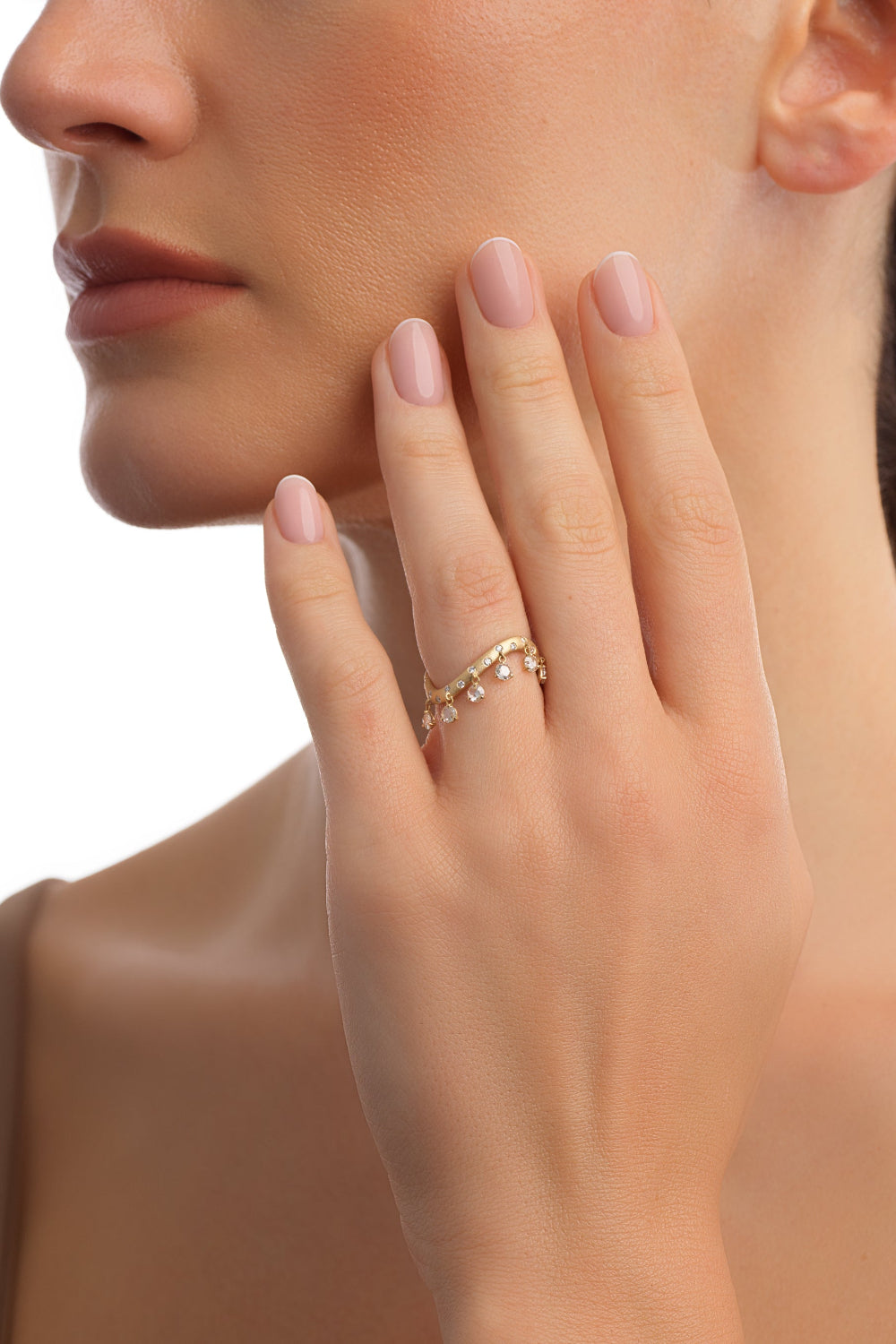 The Swaying Diamond Ring