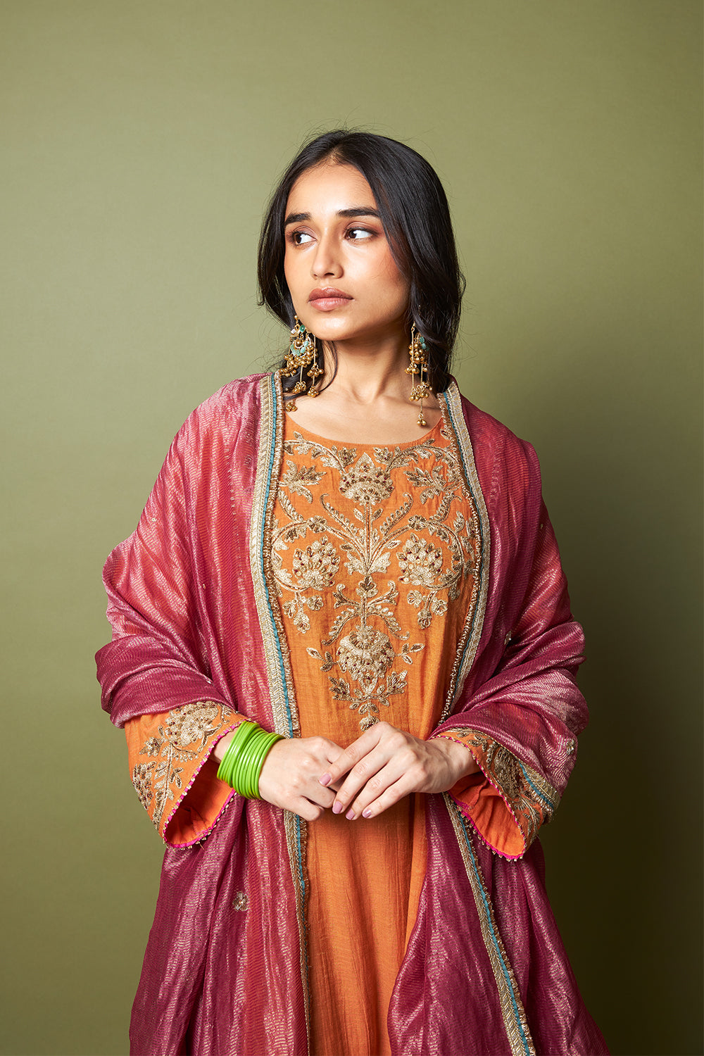 Ratnashree Embroidered Kurta Set
