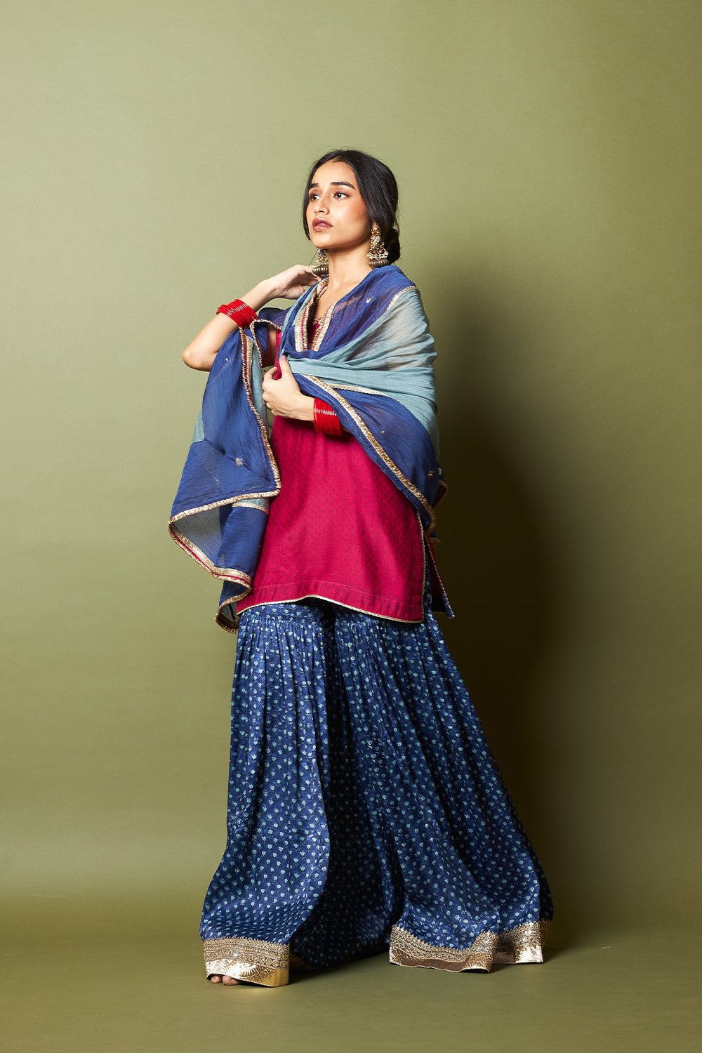 Neel Kiran Embroidered Kurta Set