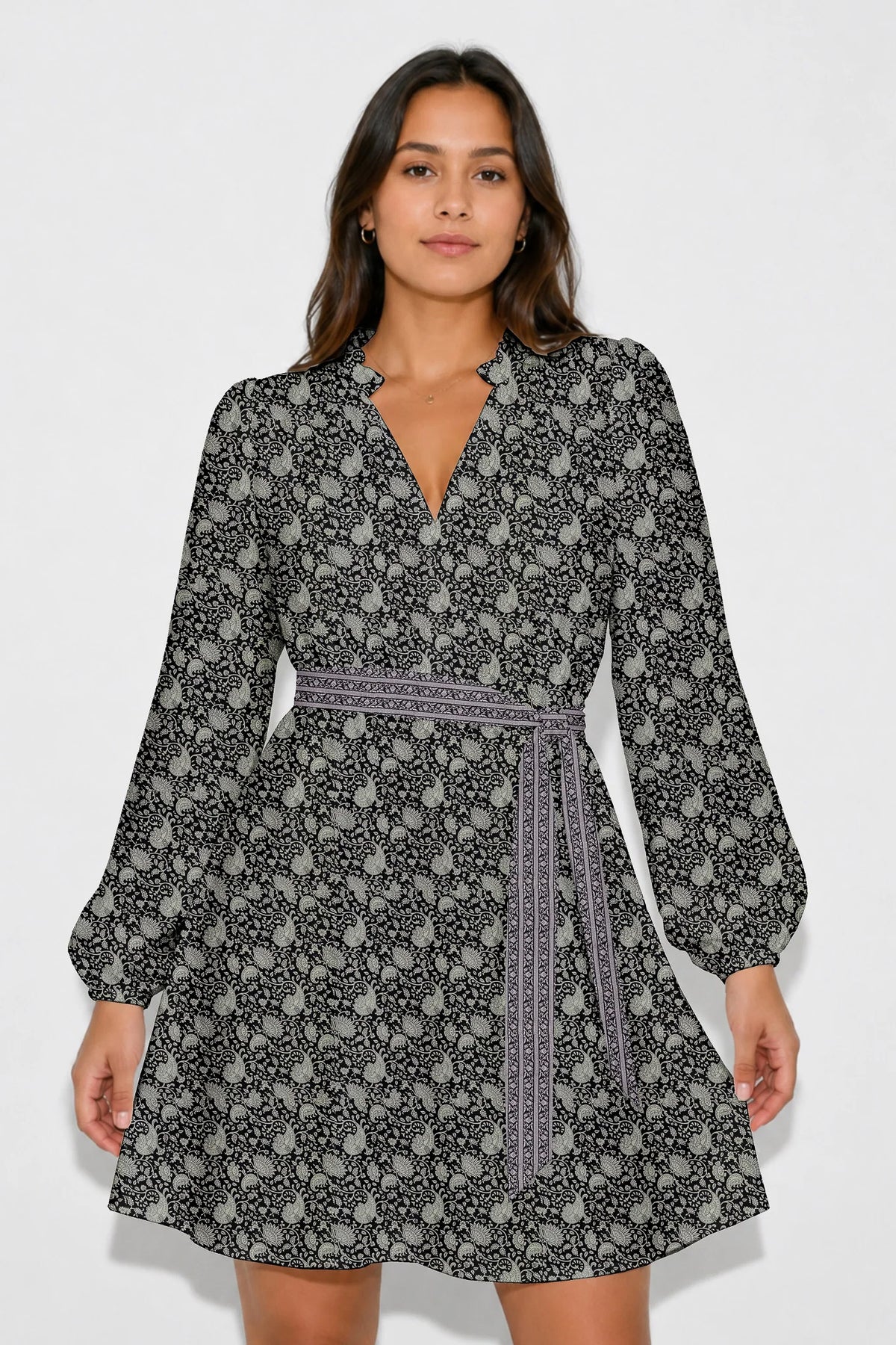 Swing dress with belt