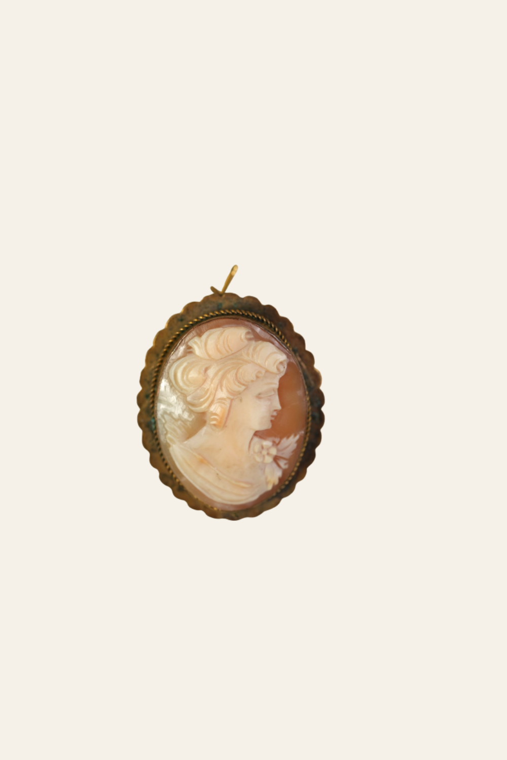 Antique Shell Cameo Brooch & Pendant With Scallops