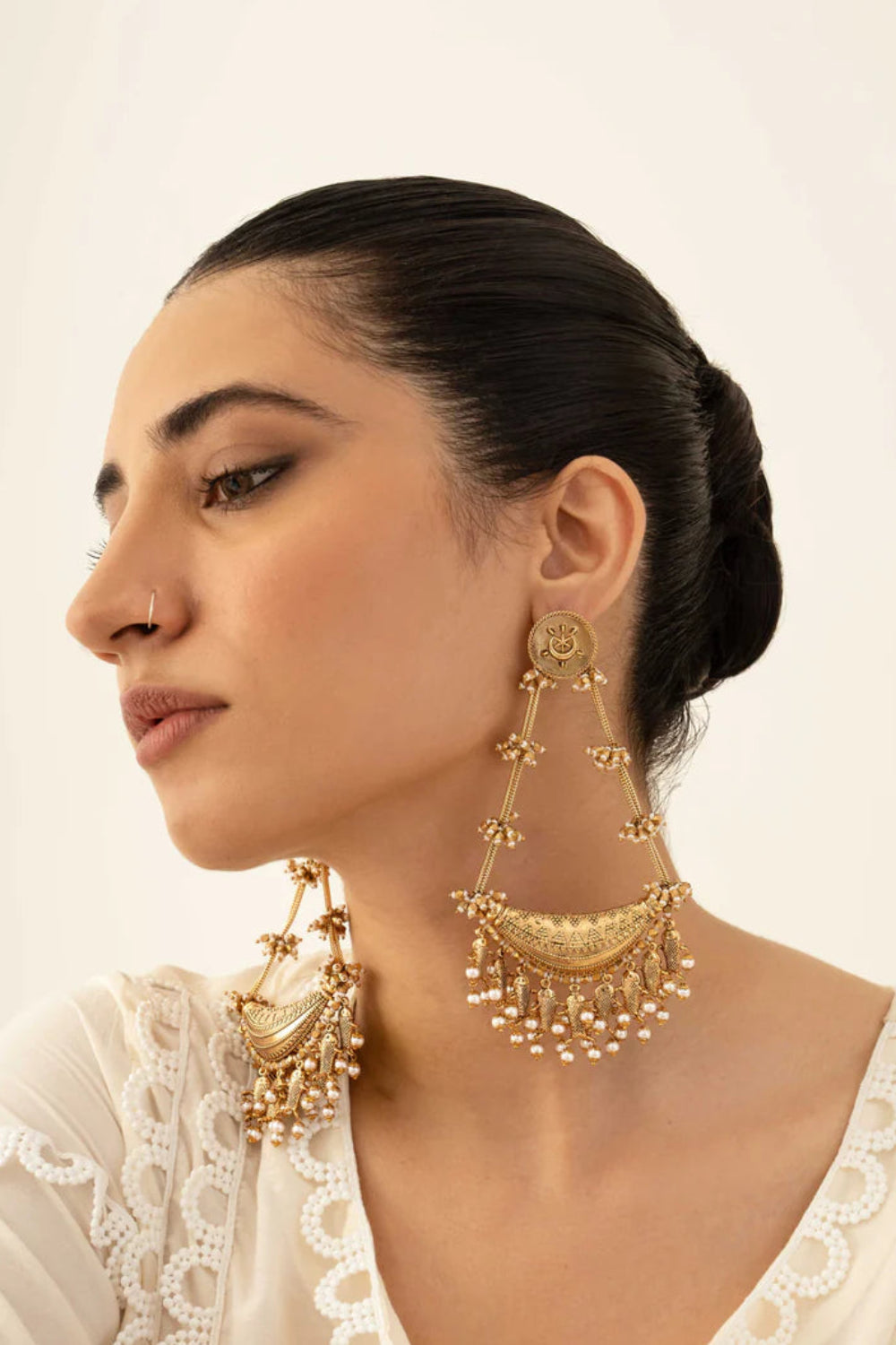 Chand Shikara Earrings