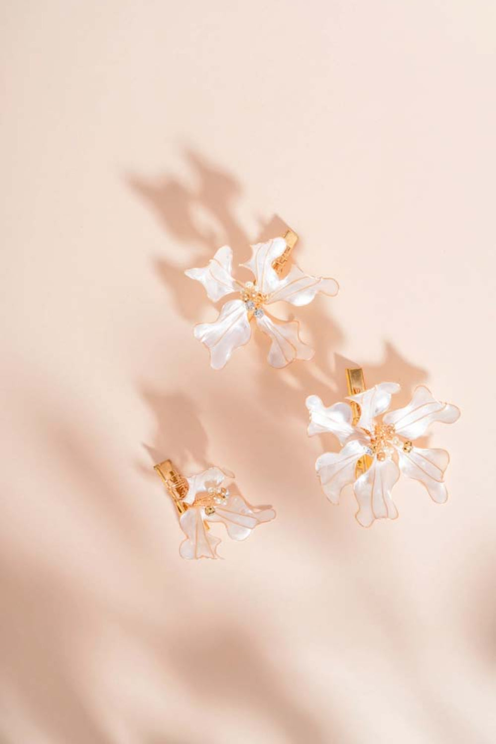Pia pins