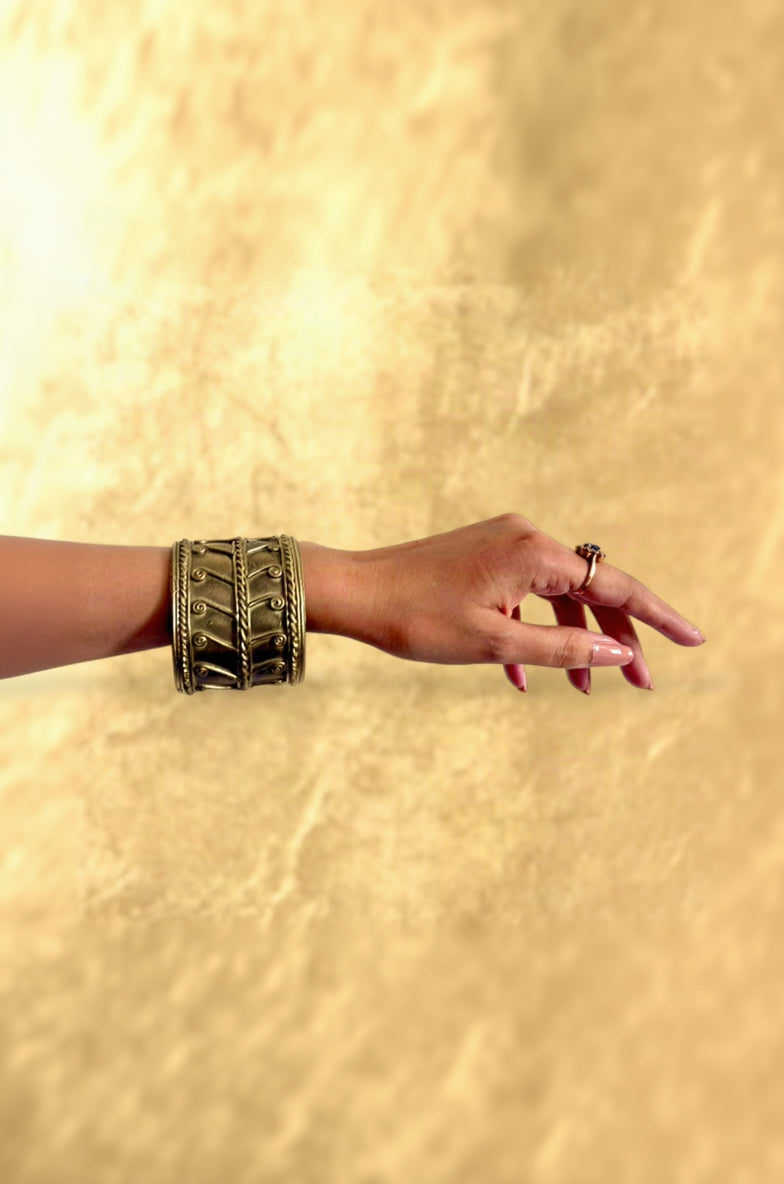 Gara Brass Bangle