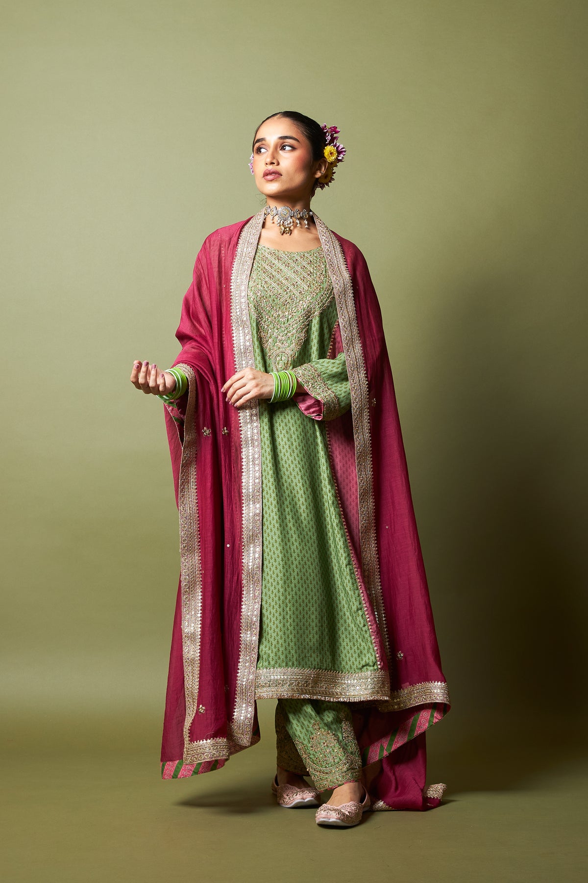 Zewara Embroidered Kurta Set