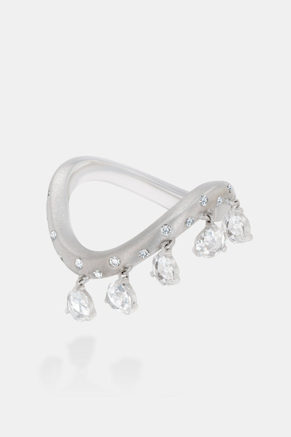 The Swaying Diamond Ring