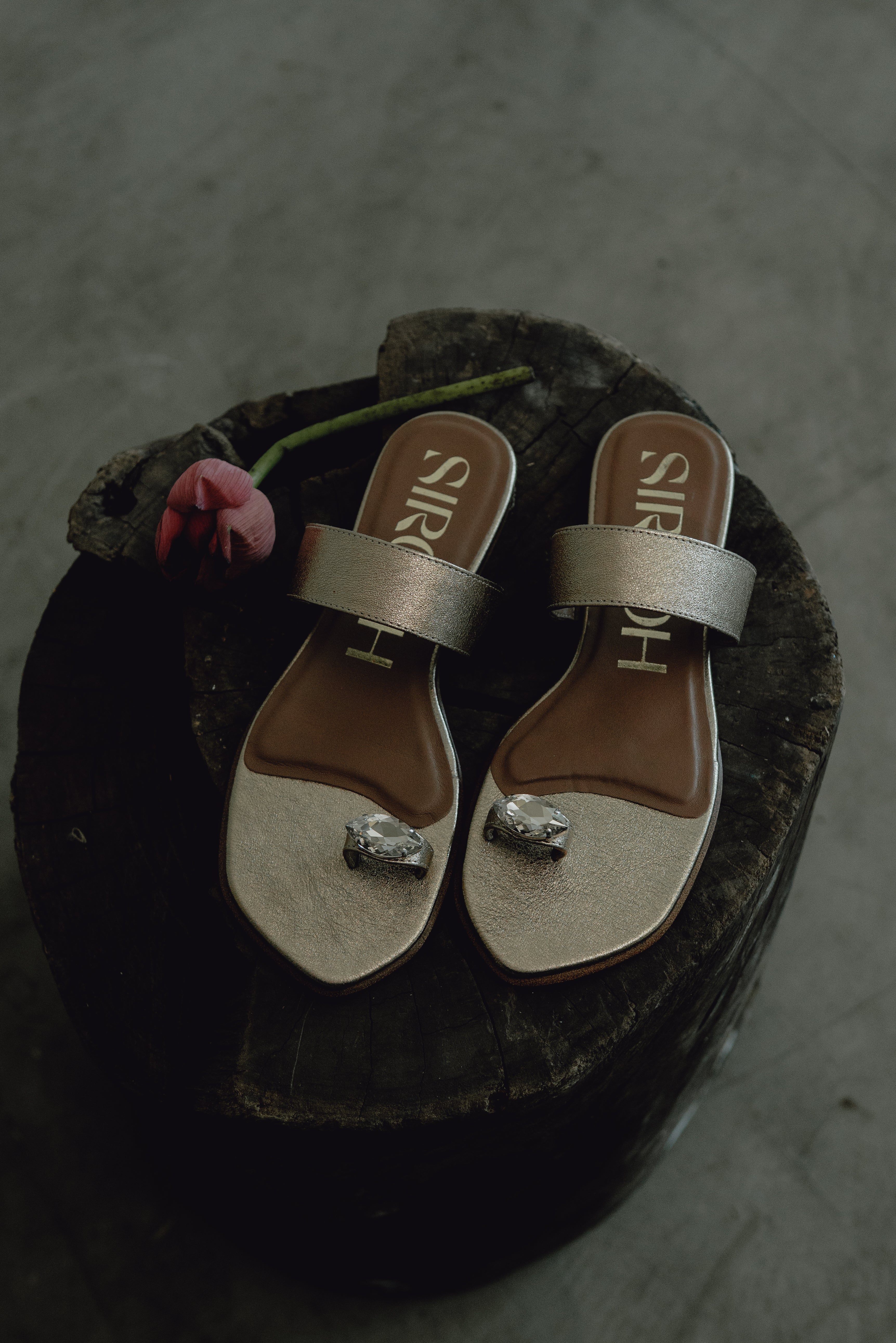Heera Flats Gold