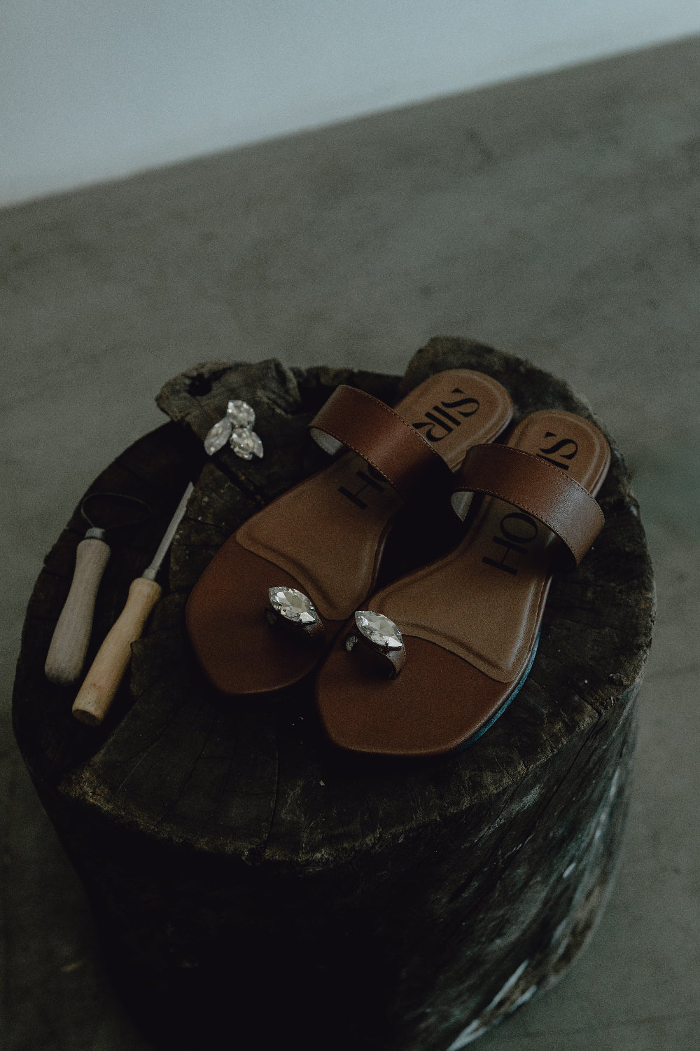 Heera Flats Tan