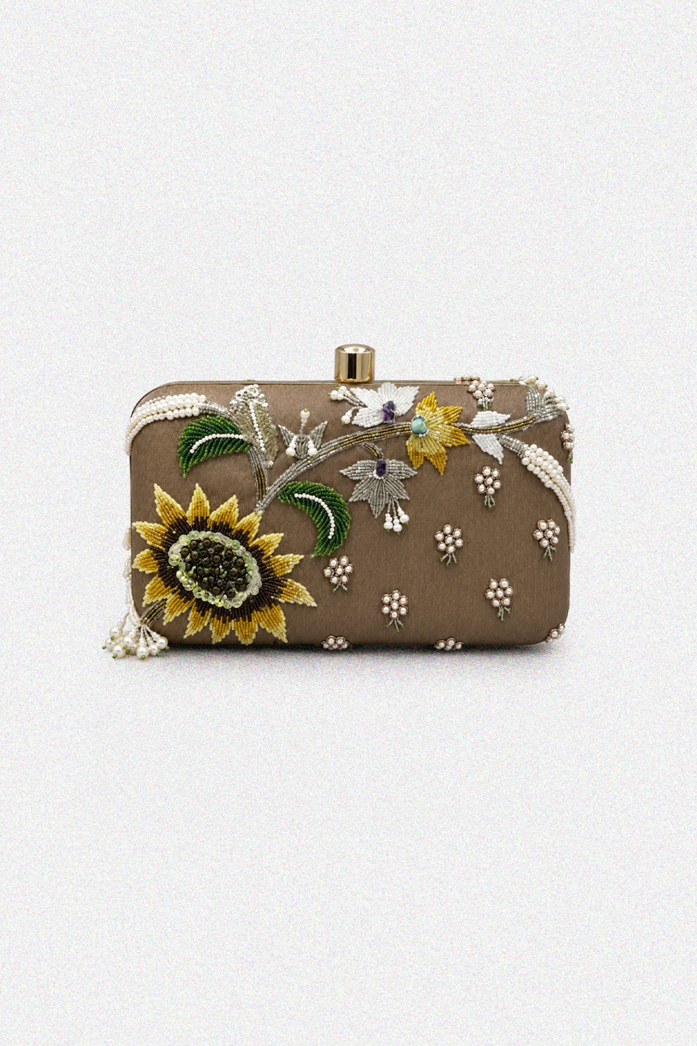 The Baqsa Shell Stone Clutch